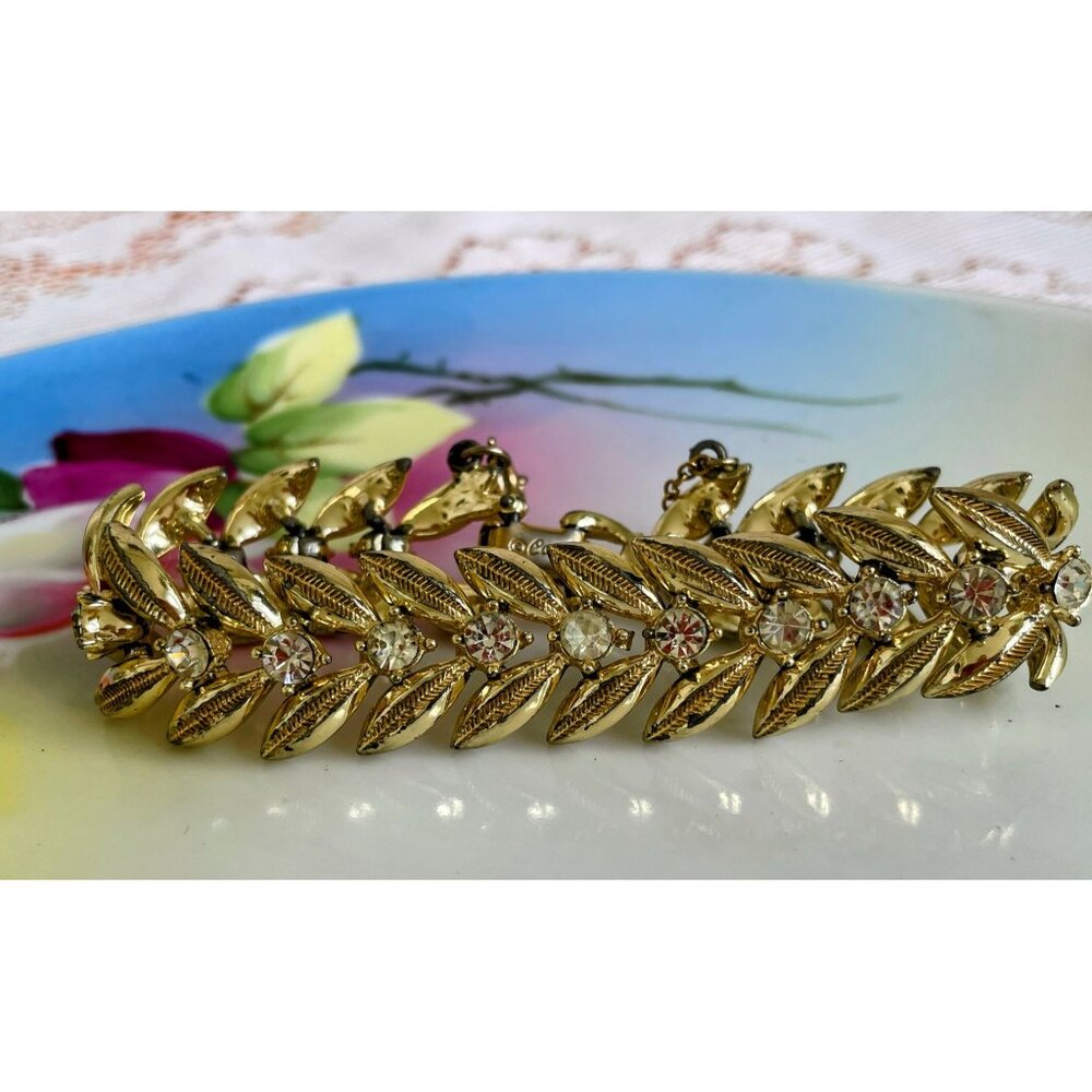 Vintage 1950s Coro Gold Tone Leaf Bracelet With Rhinestones